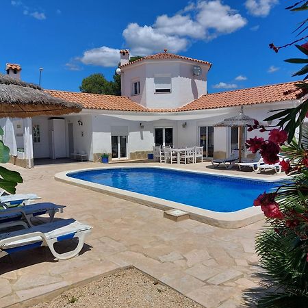 Villa Voor 8 Personen Met Zwembad Calafat Bagian luar foto